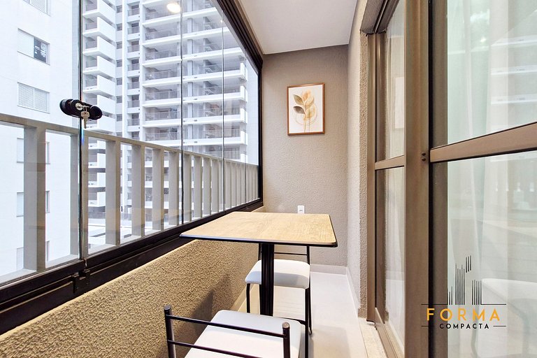 M710 Studio c/ cozinha completa no Tatuapé