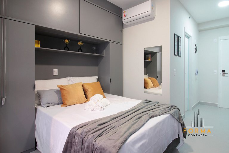 M107 Studio c/ varanda espaçosa | Tatuapé