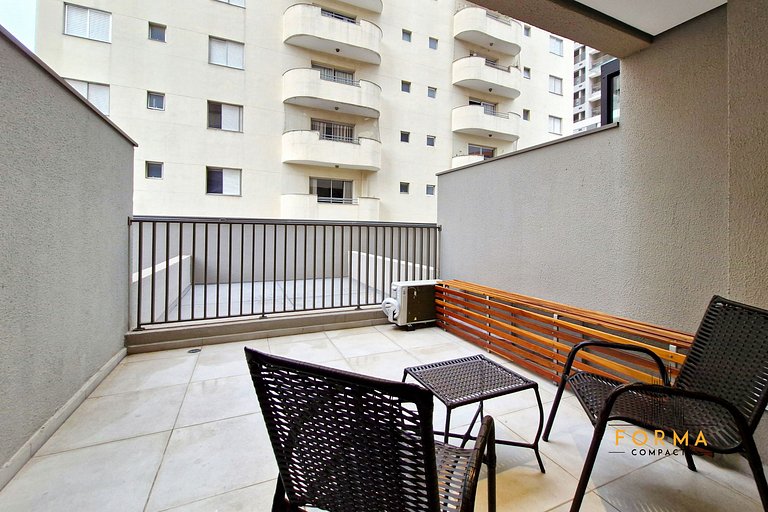 M107 Studio c/ varanda espaçosa | Tatuapé