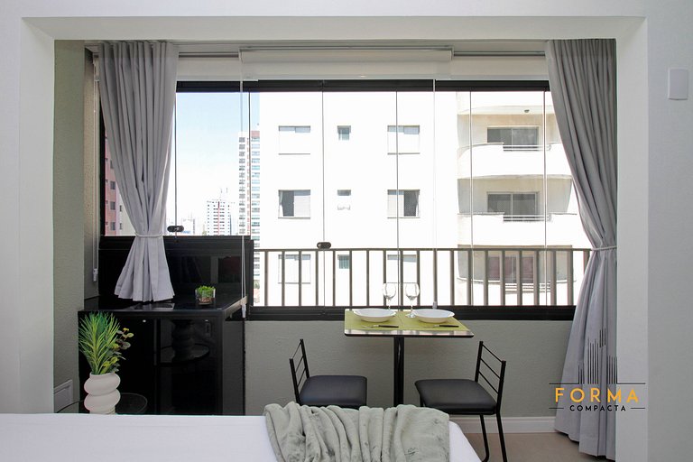 M806 Studio estiloso c/ varanda