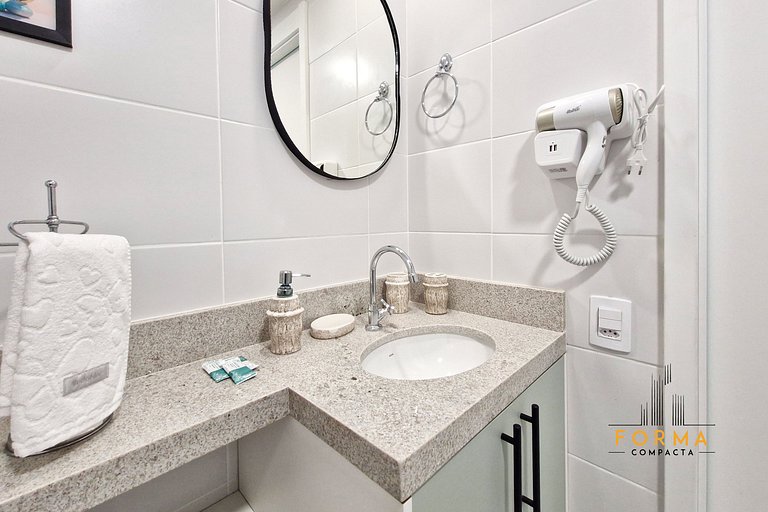 M806 Studio estiloso c/ varanda