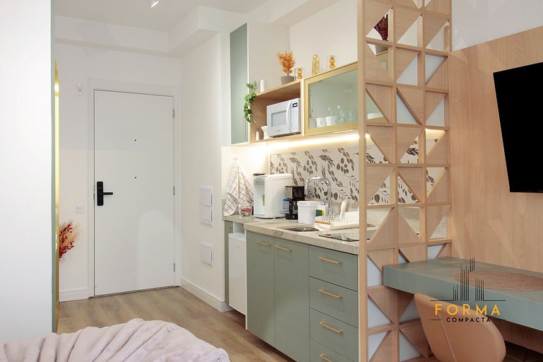 M807 Studio c/ Varanda e Vista Aberta | Tatuapé