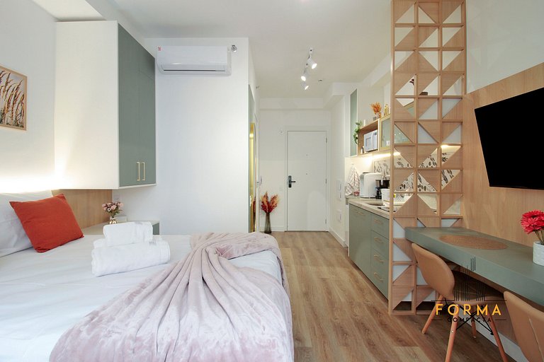 M807 Studio c/ Varanda e Vista Aberta | Tatuapé